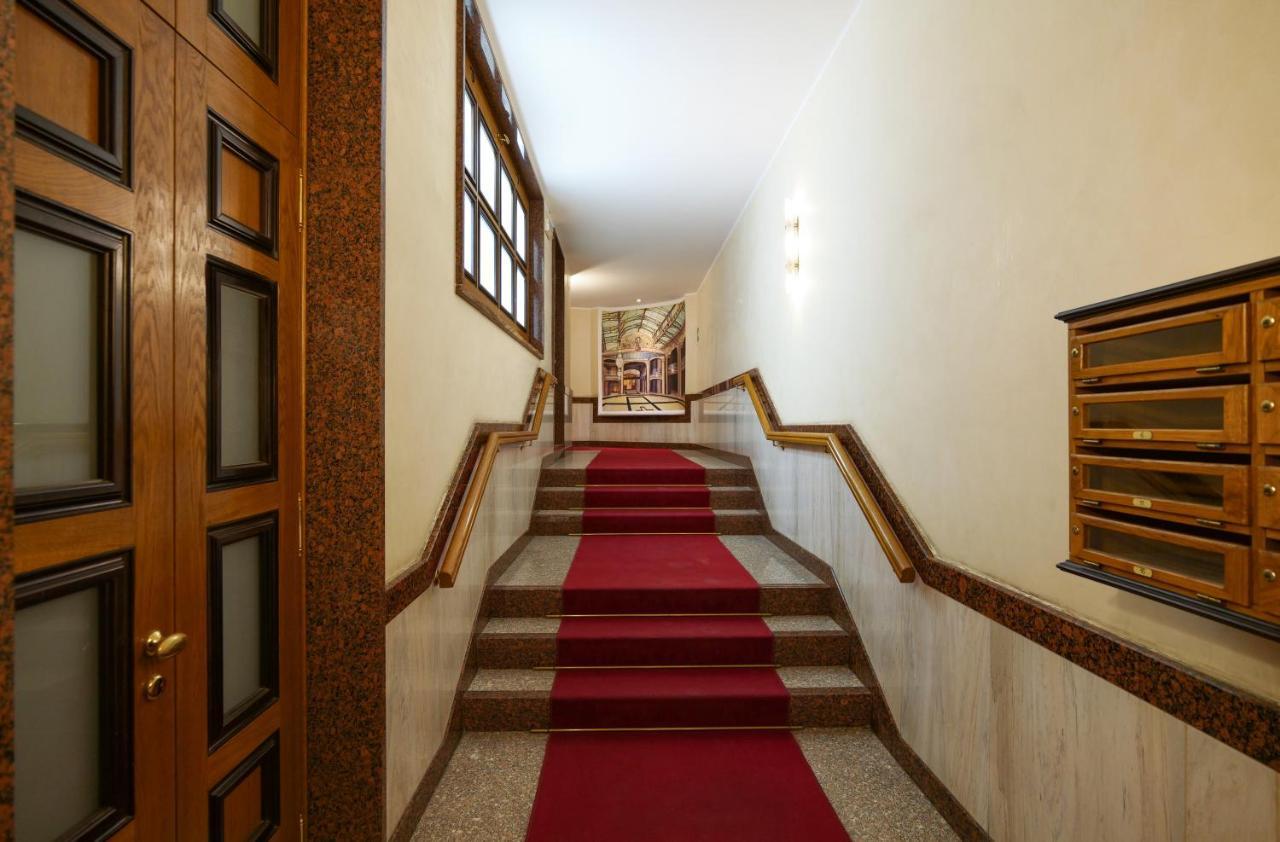 Luxury Galleria Apt - Milan Duomo Εξωτερικό φωτογραφία
